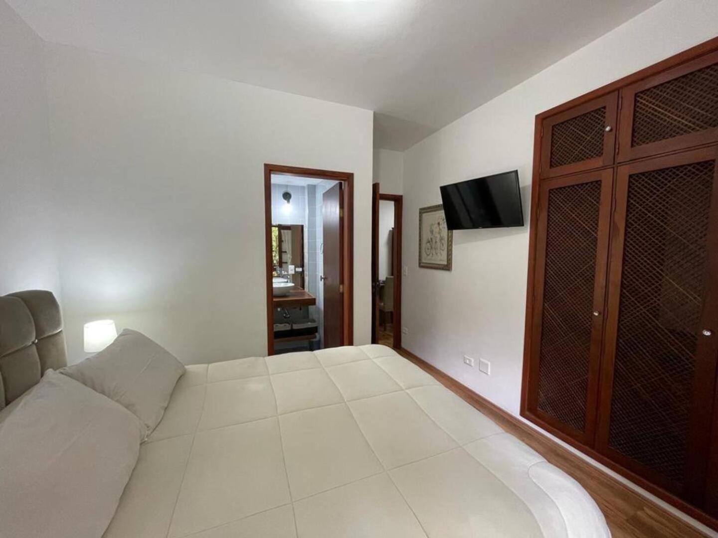 Lindo Apto No Centro Capivari - Condominio Privado Campos do Jordao Exterior photo